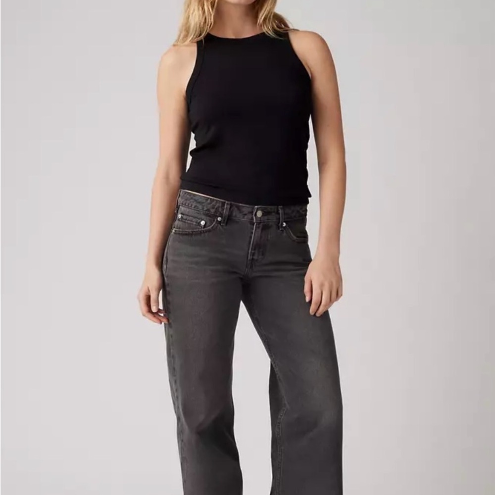 Levi's black low loose women’s jean